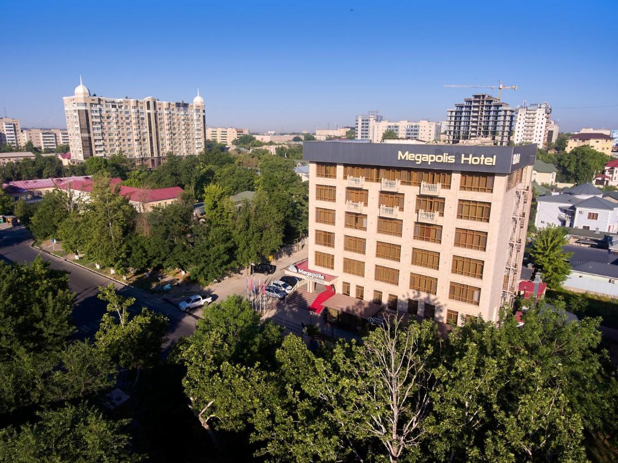 Megapolis Hotel Shymkent Exterior foto